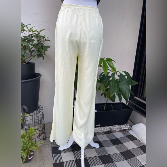 Zara Flared Silky Pants in Ivory/ Off- white/ Cream Color, M - Picture 6 of 12